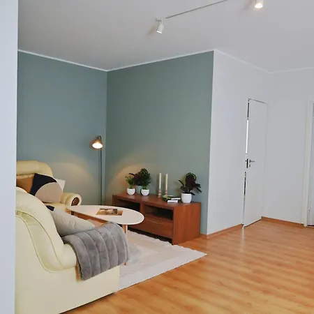Castle Parkside Two Bedroom 公寓 库雷萨雷